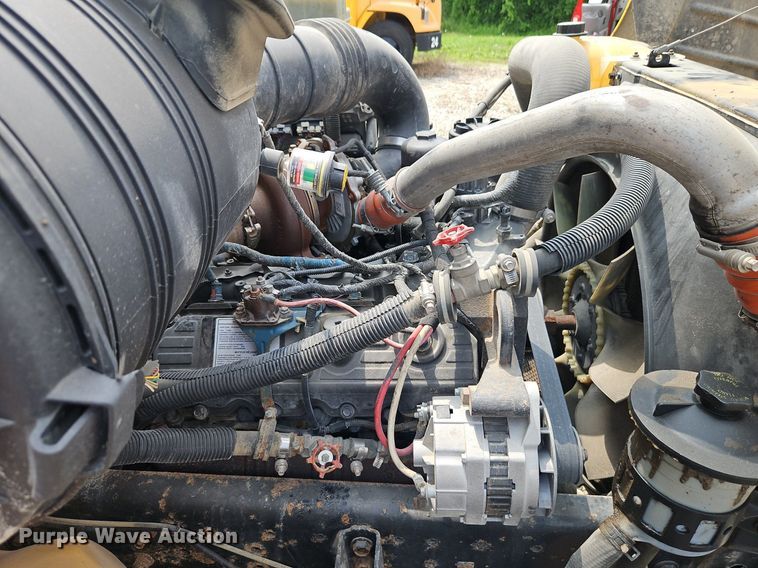 image for item DR8622 2006 IC  PB10500 school bus