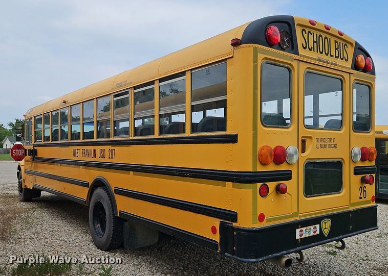 image for item DR8623 2006 IC PB10500 school bus