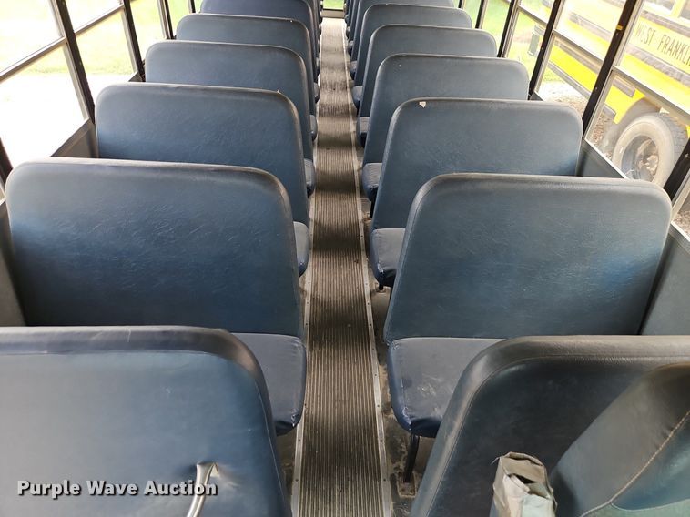 image for item DR8623 2006 IC PB10500 school bus