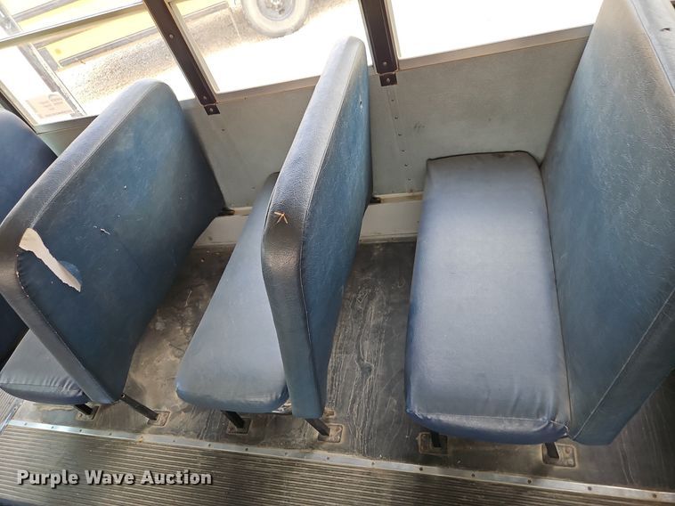 image for item DR8623 2006 IC PB10500 school bus
