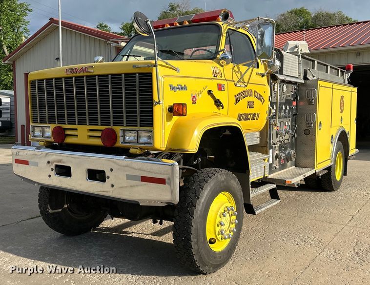 image for item DS4173 1988 GMC  TopKick 7000 fire truck