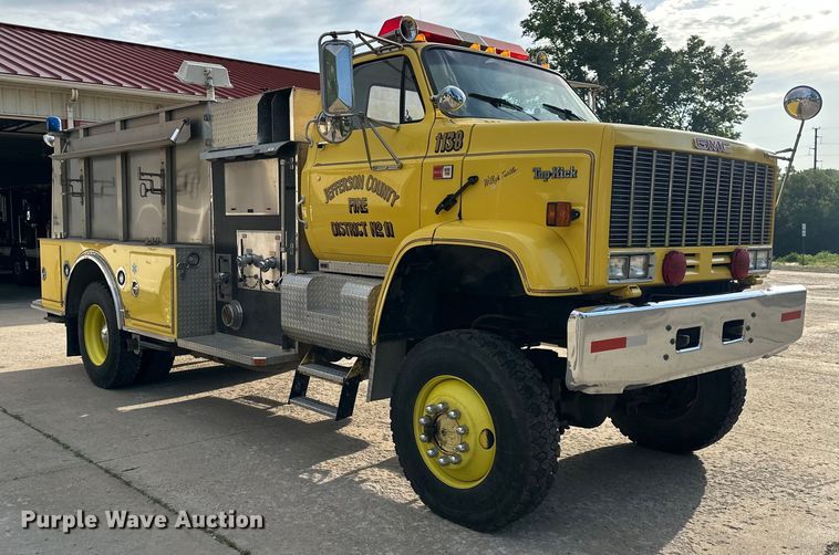 image for item DS4173 1988 GMC  TopKick 7000 fire truck