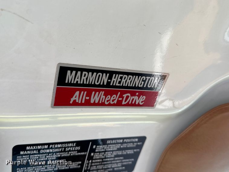 image for item DS4173 1988 GMC  TopKick 7000 fire truck