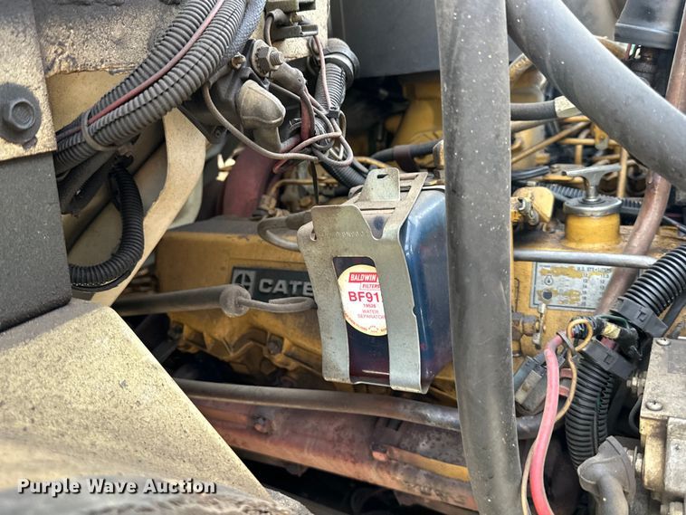 image for item DS4173 1988 GMC  TopKick 7000 fire truck