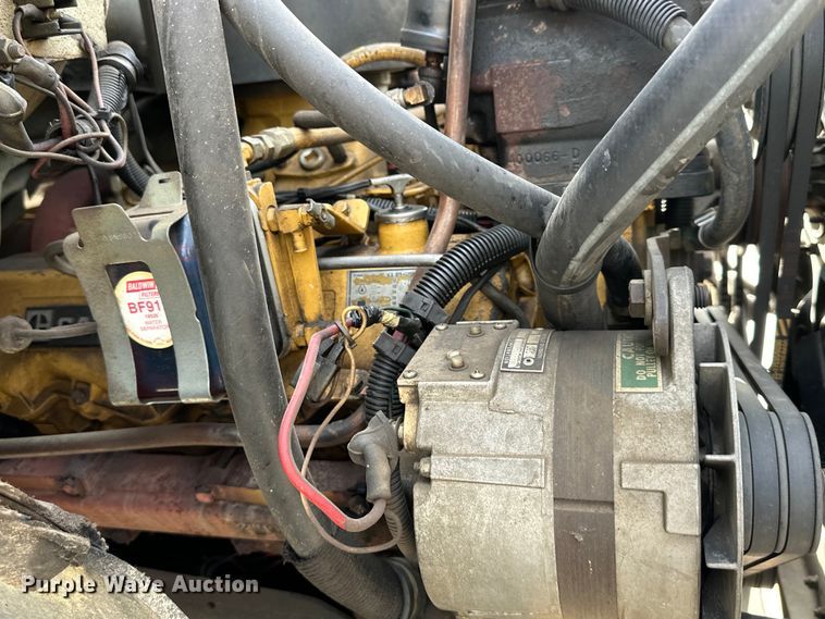 image for item DS4173 1988 GMC  TopKick 7000 fire truck