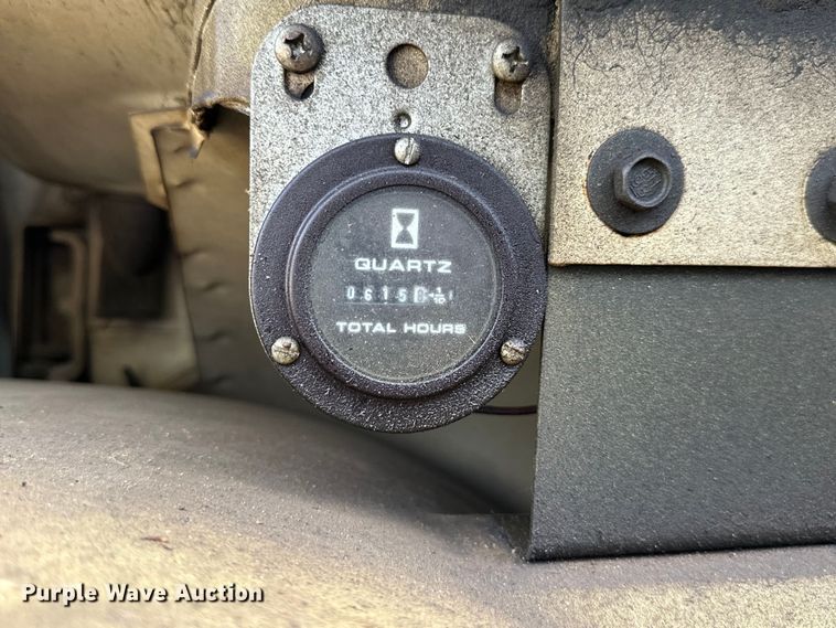 image for item DS4173 1988 GMC  TopKick 7000 fire truck