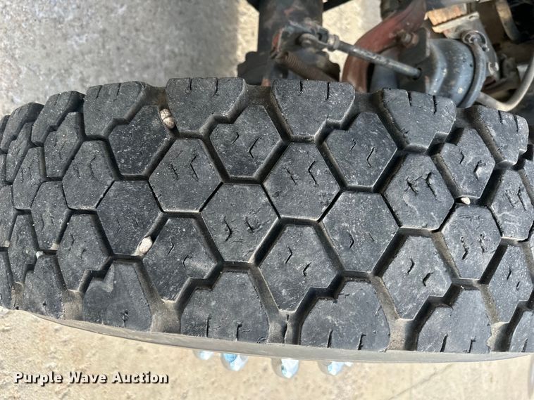 image for item DS4173 1988 GMC  TopKick 7000 fire truck