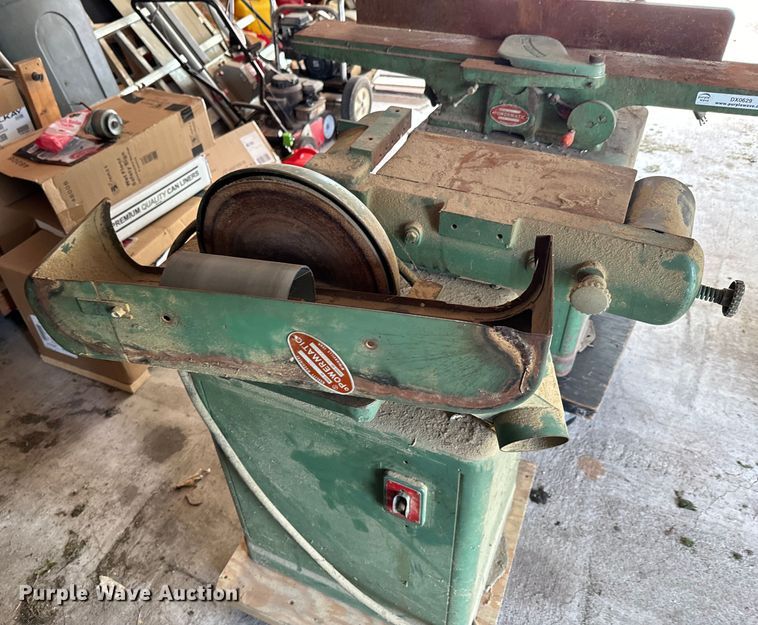 image for item DX0629 Woodworking equipment