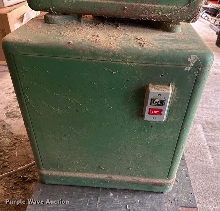 image for item DX0629 Woodworking equipment