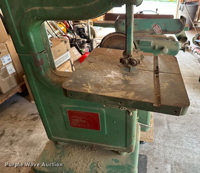 image for item DX0629 Woodworking equipment