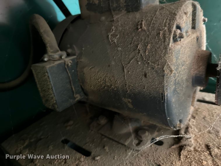 image for item DX0629 Woodworking equipment