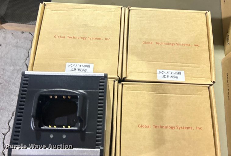 image for item EG0449 (7) Global Technology Systems USHCH-APX1-CHG GSA single bay chargers