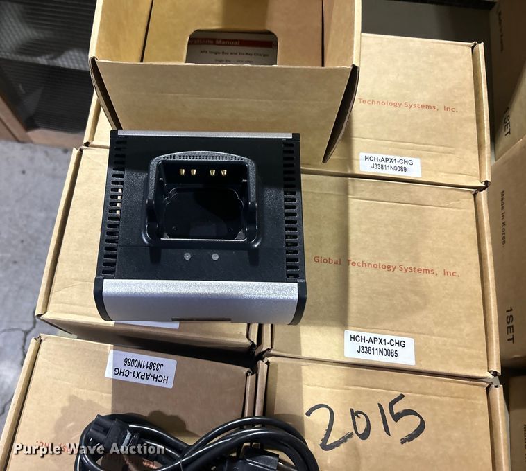 image for item EG0449 (7) Global Technology Systems USHCH-APX1-CHG GSA single bay chargers