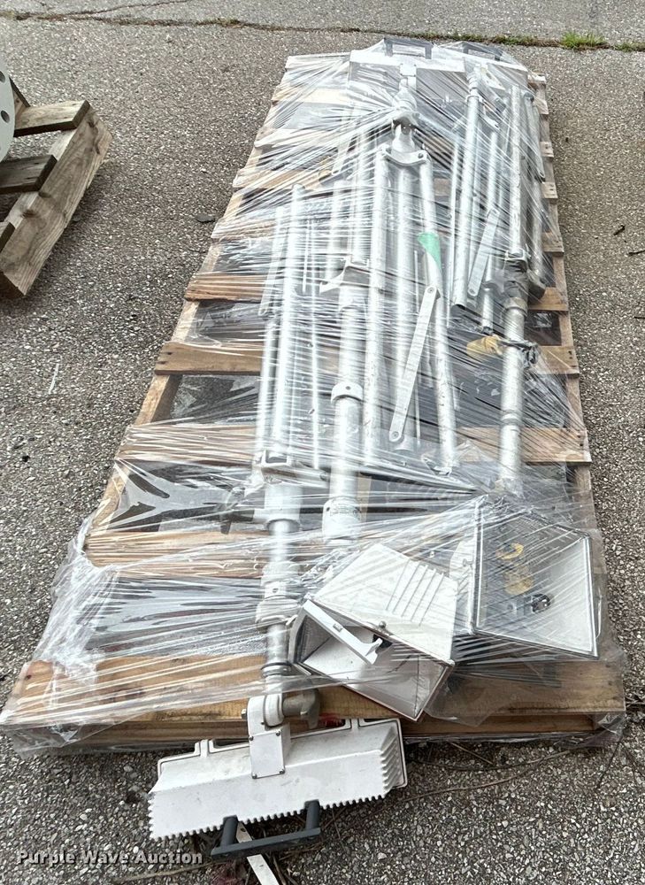 image for item EG0460 (6) halogen scene lights