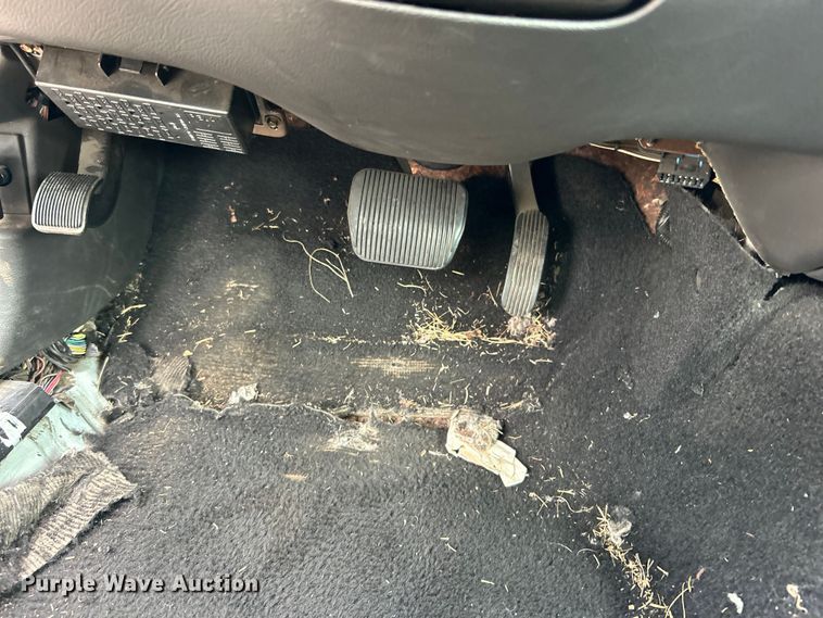 image for item EG0465 2011 Ford Crown Victoria Police Interceptor 