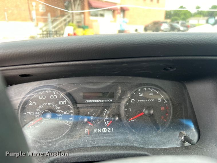 image for item EG0465 2011 Ford Crown Victoria Police Interceptor 