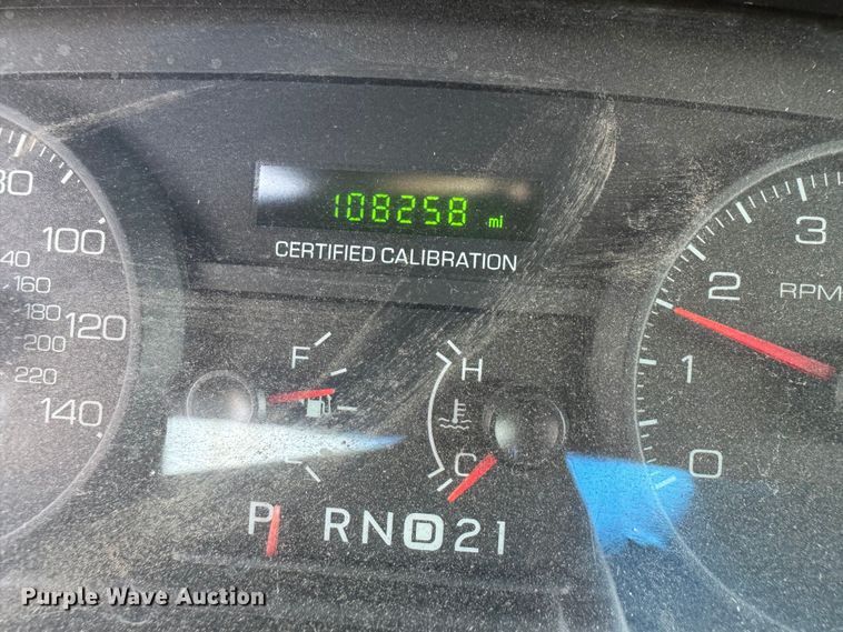 image for item EG0465 2011 Ford Crown Victoria Police Interceptor 