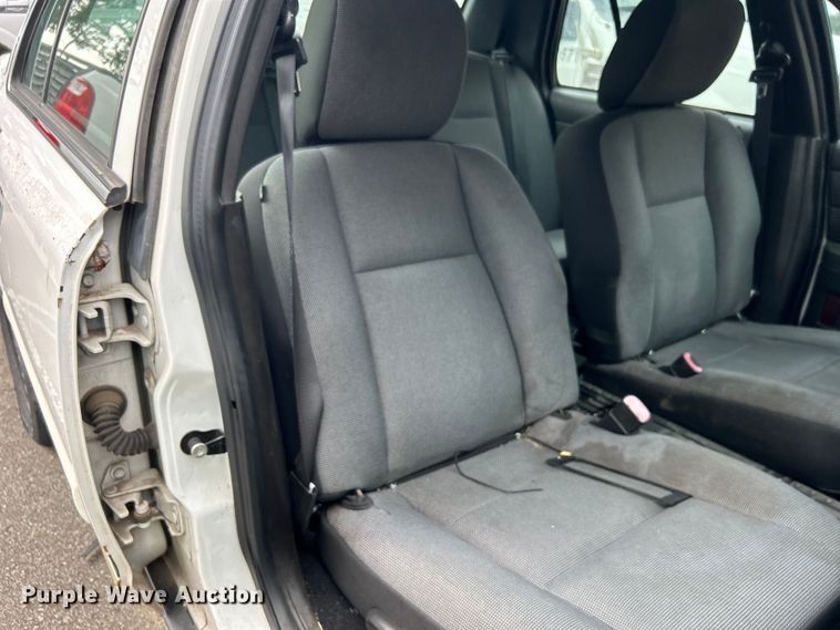 image for item EG0465 2011 Ford Crown Victoria Police Interceptor 