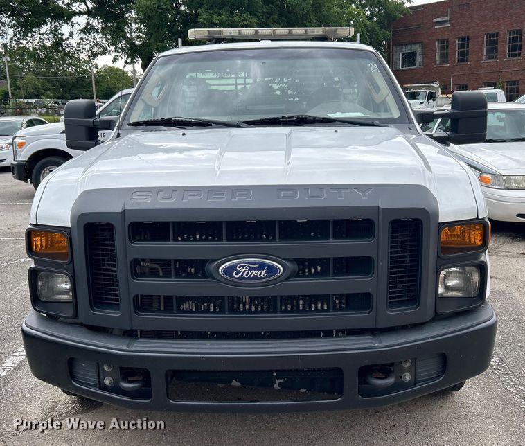 image for item EG0466 2010 Ford F250 Super Duty pickup truck