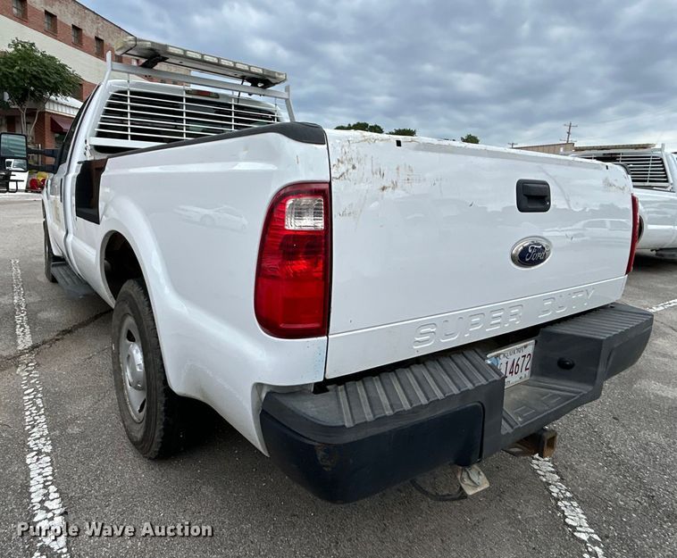 image for item EG0466 2010 Ford F250 Super Duty pickup truck