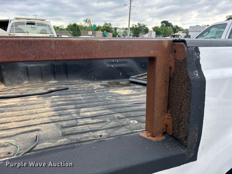 image for item EG0466 2010 Ford F250 Super Duty pickup truck