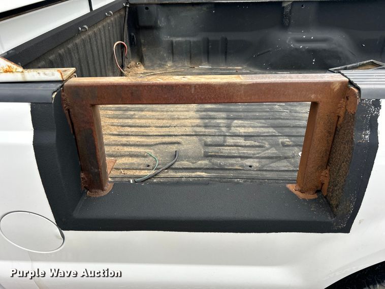 image for item EG0466 2010 Ford F250 Super Duty pickup truck