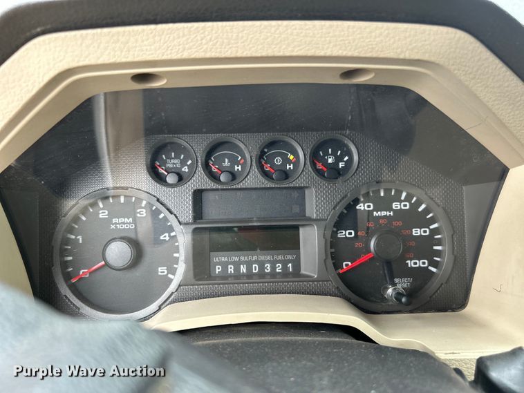 image for item EG0466 2010 Ford F250 Super Duty pickup truck