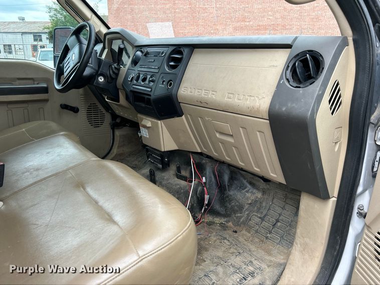 image for item EG0466 2010 Ford F250 Super Duty pickup truck