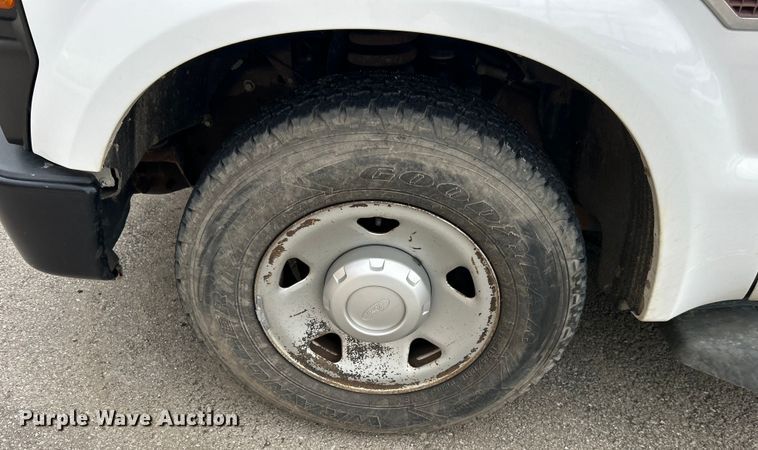 image for item EG0466 2010 Ford F250 Super Duty pickup truck