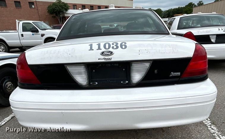 image for item EG0467 2011 Ford Crown Victoria Police Interceptor 