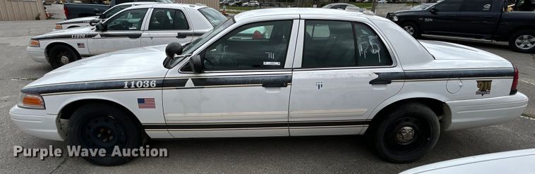 image for item EG0467 2011 Ford Crown Victoria Police Interceptor 