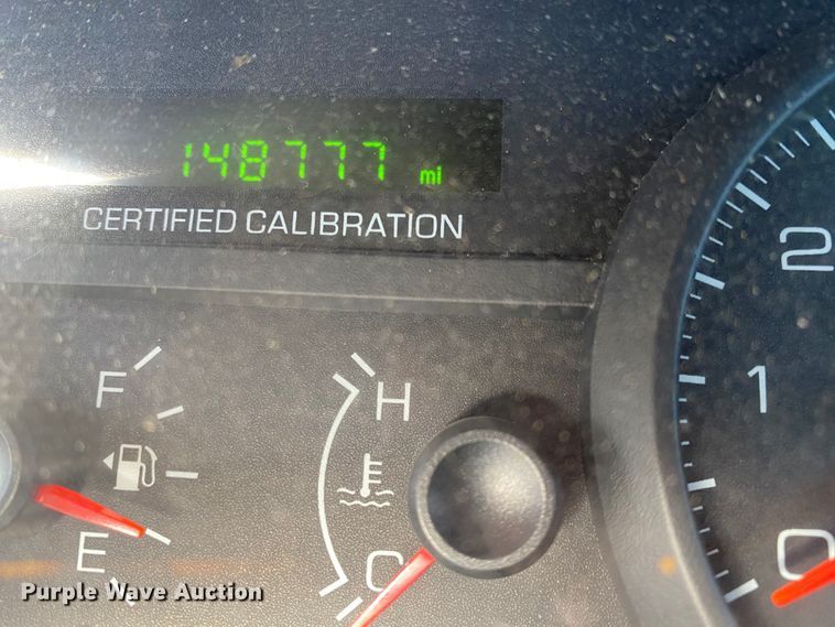 image for item EG0467 2011 Ford Crown Victoria Police Interceptor 