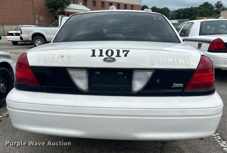 image for item EG0468 2011 Ford Crown Victoria Police Interceptor 