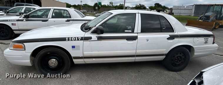 image for item EG0468 2011 Ford Crown Victoria Police Interceptor 