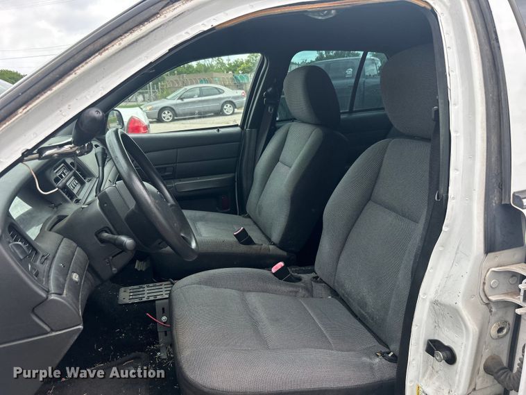 image for item EG0468 2011 Ford Crown Victoria Police Interceptor 