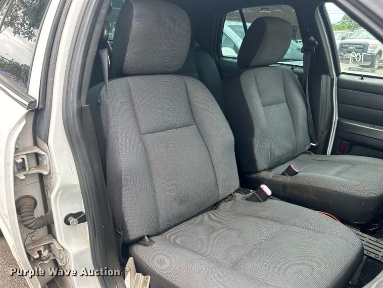 image for item EG0468 2011 Ford Crown Victoria Police Interceptor 