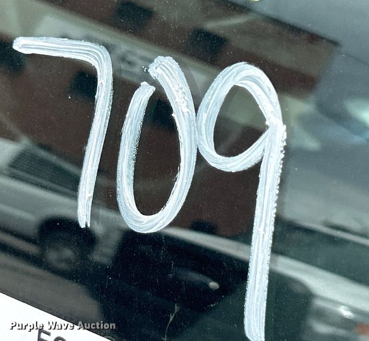 image for item EG0468 2011 Ford Crown Victoria Police Interceptor 