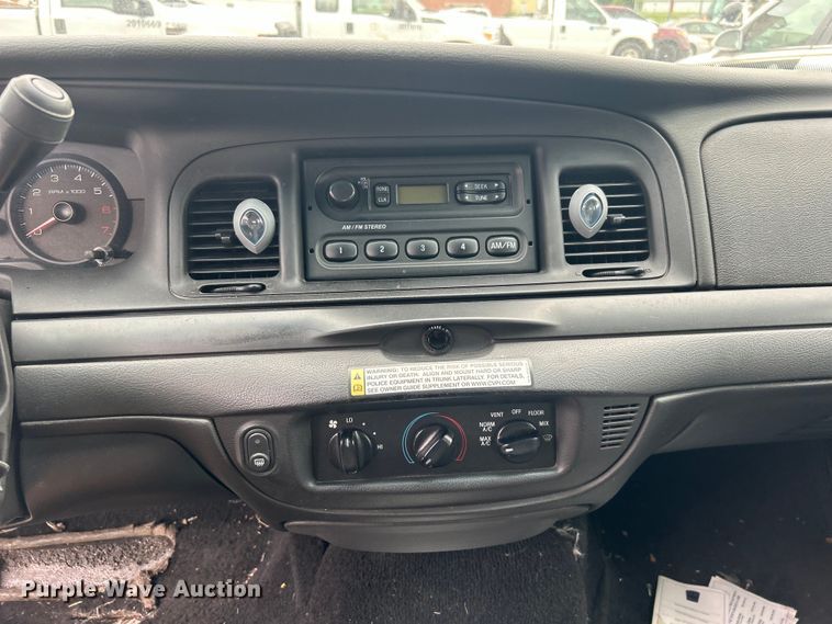 image for item EG0469 2011 Ford Crown Victoria Poilce Interceptor 