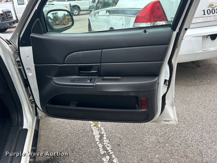 image for item EG0469 2011 Ford Crown Victoria Poilce Interceptor 