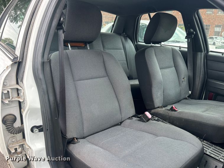 image for item EG0469 2011 Ford Crown Victoria Poilce Interceptor 