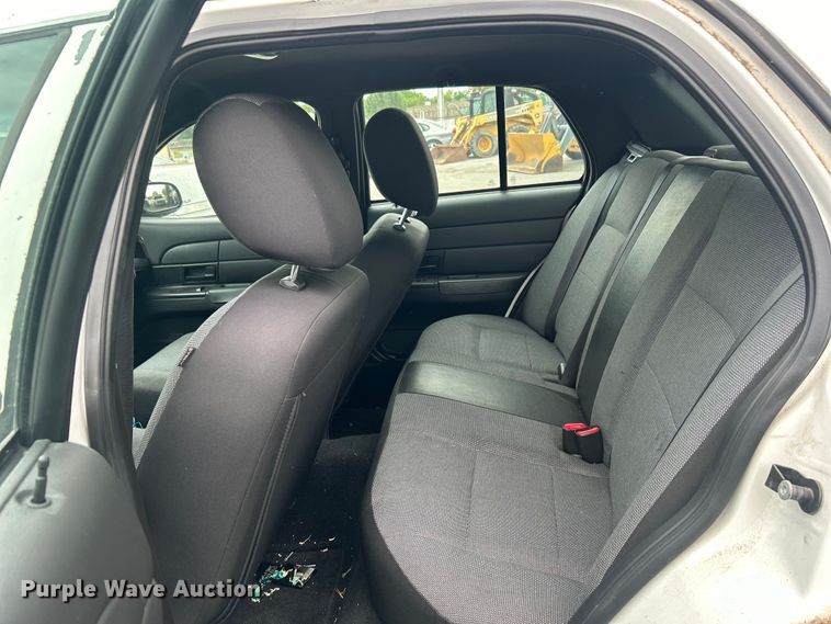 image for item EG0469 2011 Ford Crown Victoria Poilce Interceptor 