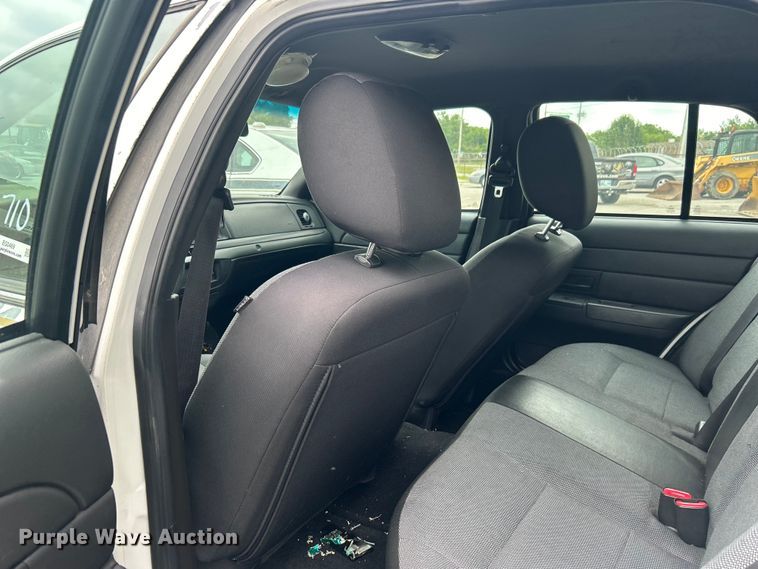 image for item EG0469 2011 Ford Crown Victoria Poilce Interceptor 