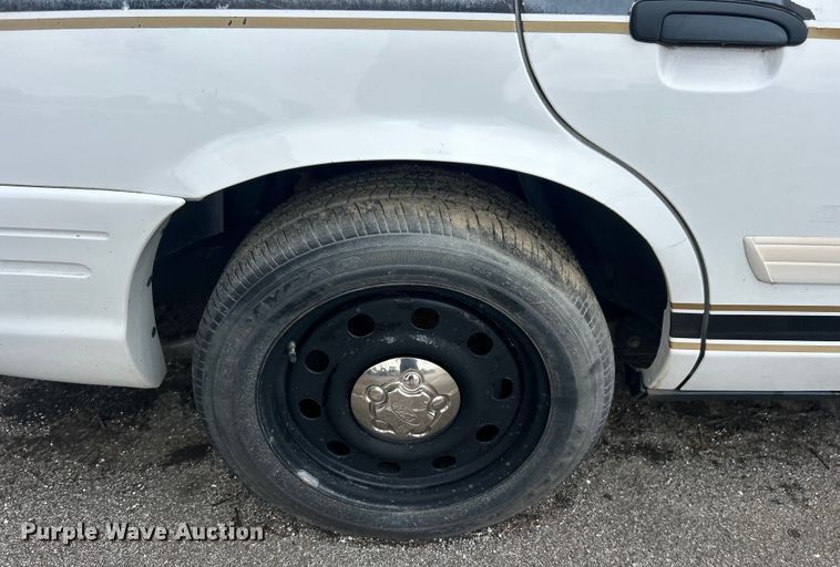 image for item EG0469 2011 Ford Crown Victoria Poilce Interceptor 