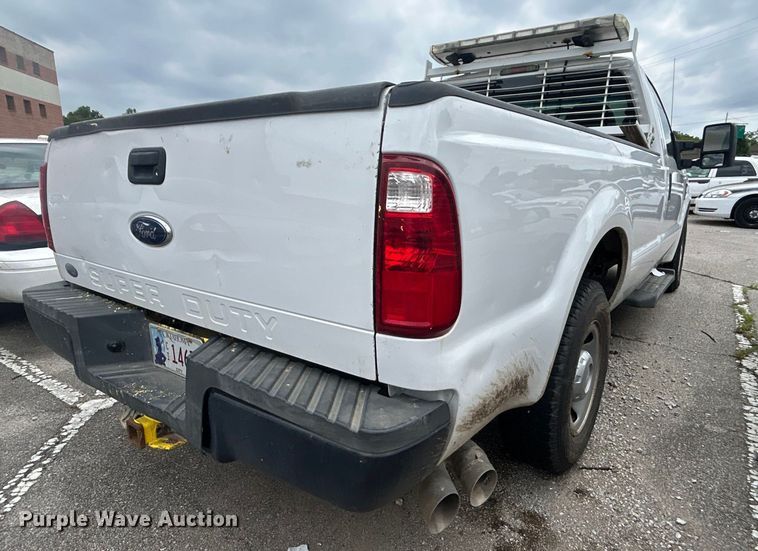 image for item EG0470 2010 Ford F250 Super Duty pickup truck