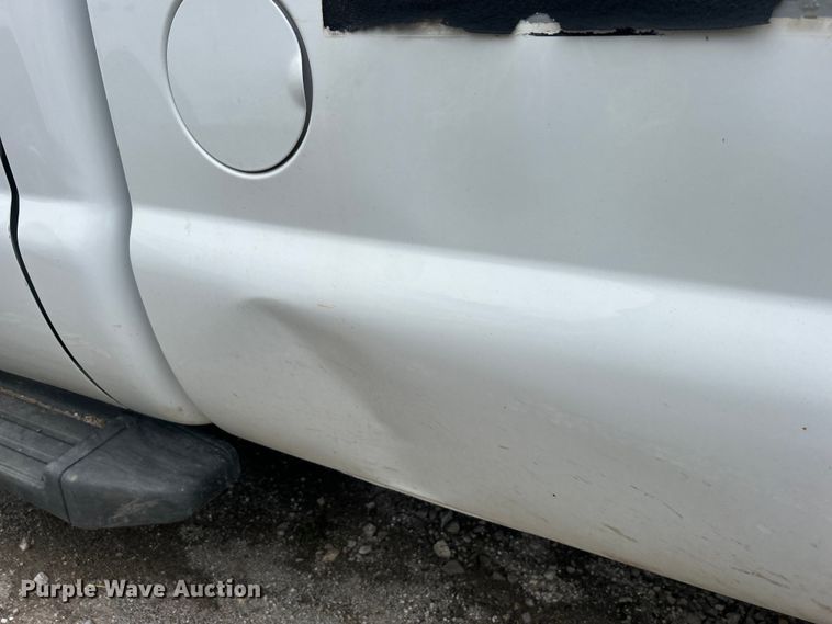 image for item EG0470 2010 Ford F250 Super Duty pickup truck