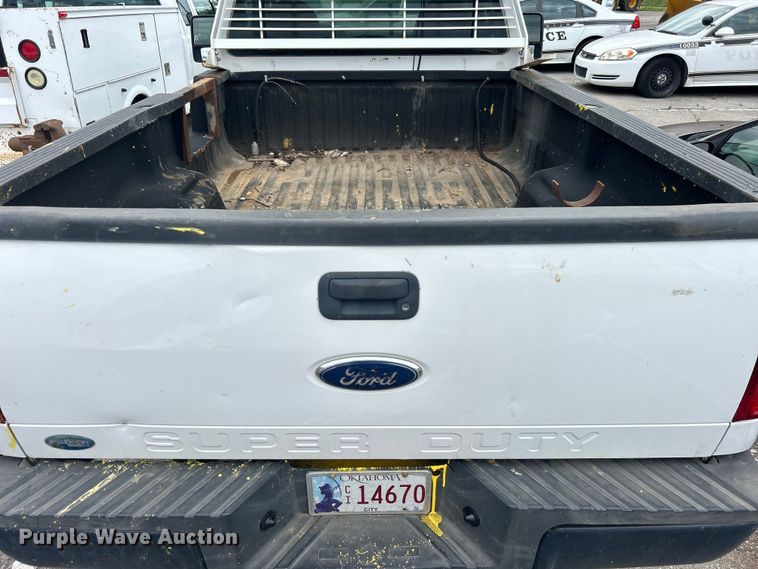 image for item EG0470 2010 Ford F250 Super Duty pickup truck