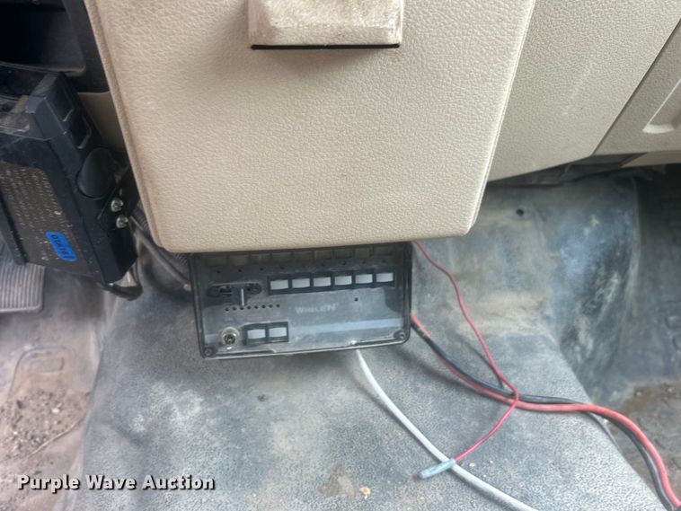 image for item EG0470 2010 Ford F250 Super Duty pickup truck