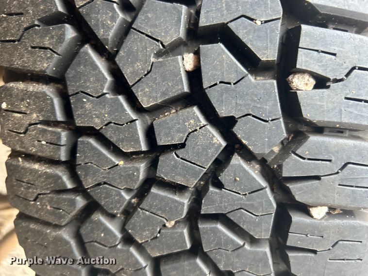 image for item EG0470 2010 Ford F250 Super Duty pickup truck