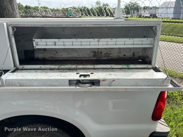 image for item EG0472 2010 Ford F250 Super Duty SuperCab pickup truck