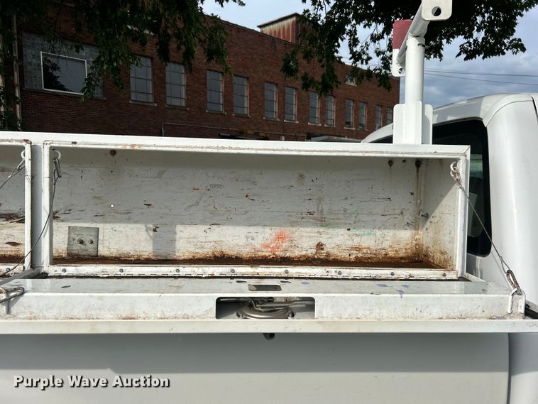 image for item EG0472 2010 Ford F250 Super Duty SuperCab pickup truck